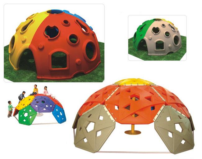 Coloree el estante plástico de las paredes de la escalada del hemisferio de los niños de los juguetes de los niños del patio